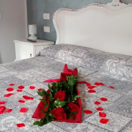 Rosalu - Adults Only Nocleg ze śniadaniem Sirmione