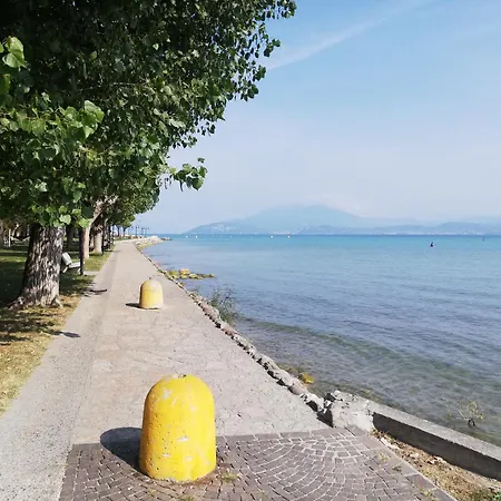 Rosalu - Adults Only Nocleg ze śniadaniem Sirmione